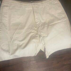 Men's Classic Khaki Shorts